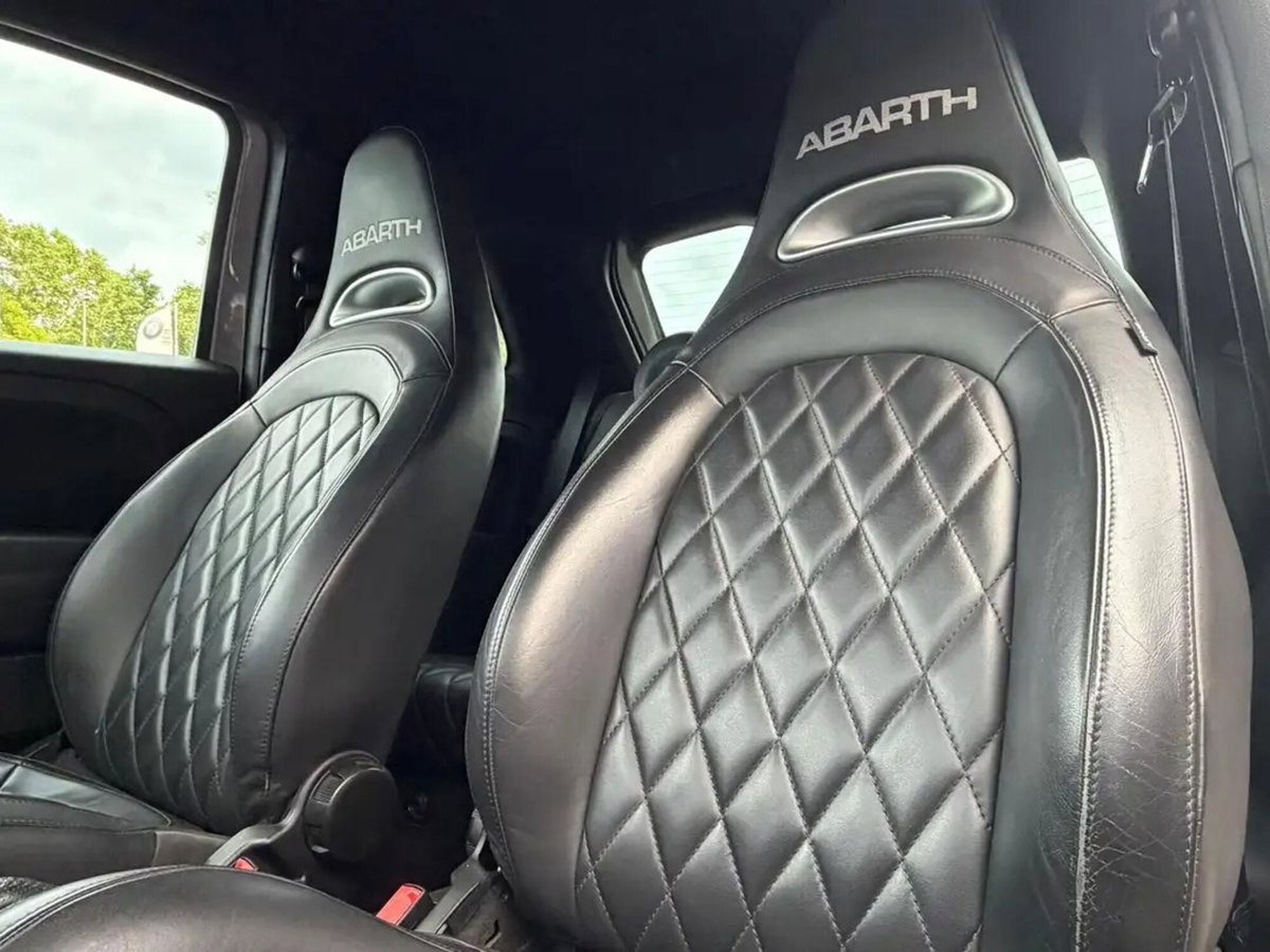 Abarth 595 595 1.4 Turbo T-Jet 165 CV Turismo (14)