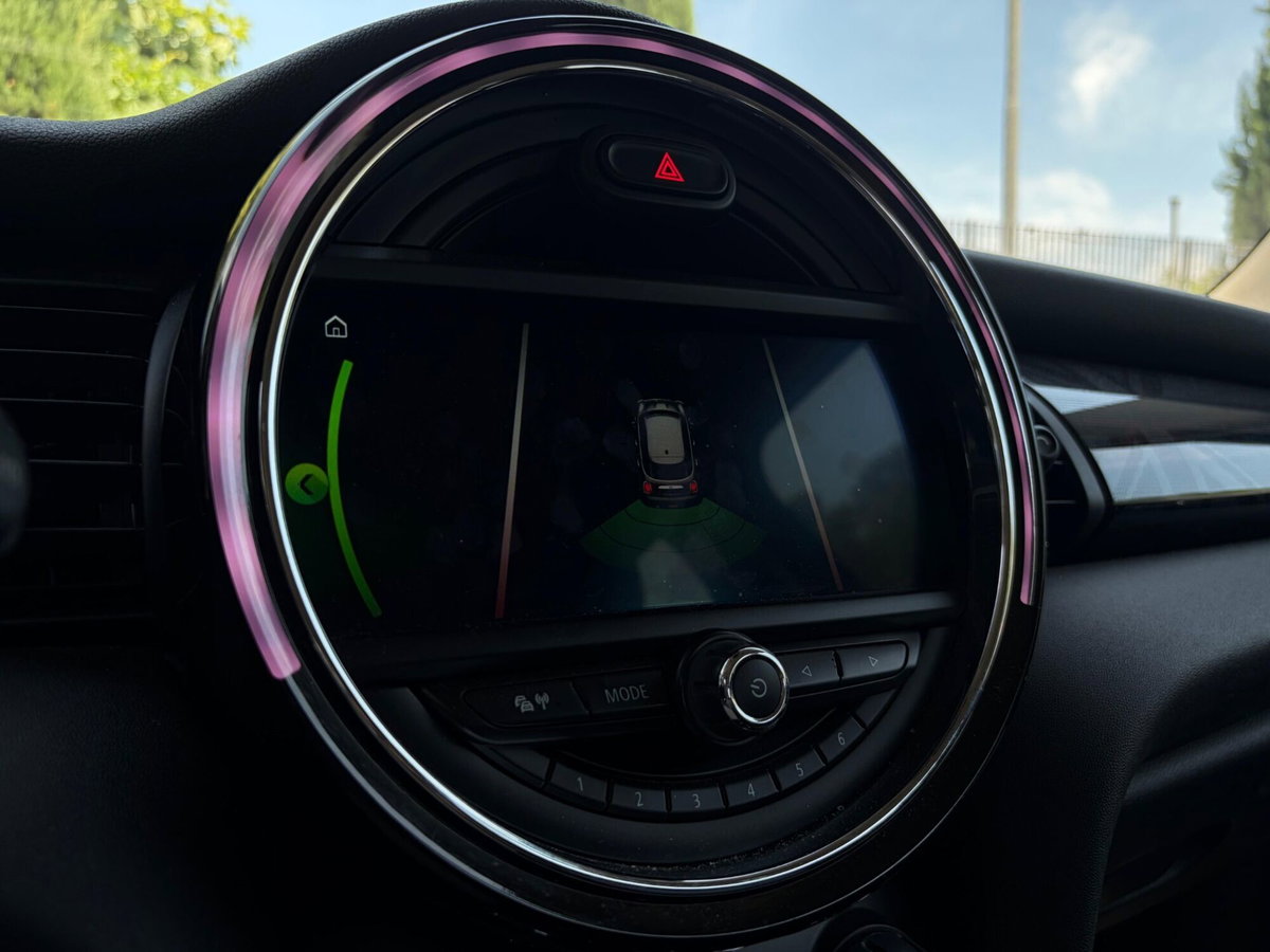 MINI Mini 1.5 Cooper Resolute (11)