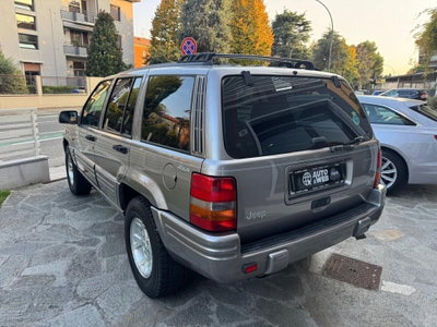 Jeep Grand Cherokee 5.2 (EU) 4WD aut. Quadra-Trac Limited (7)
