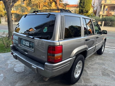 Jeep Grand Cherokee 5.2 (EU) 4WD aut. Quadra-Trac Limited (9)