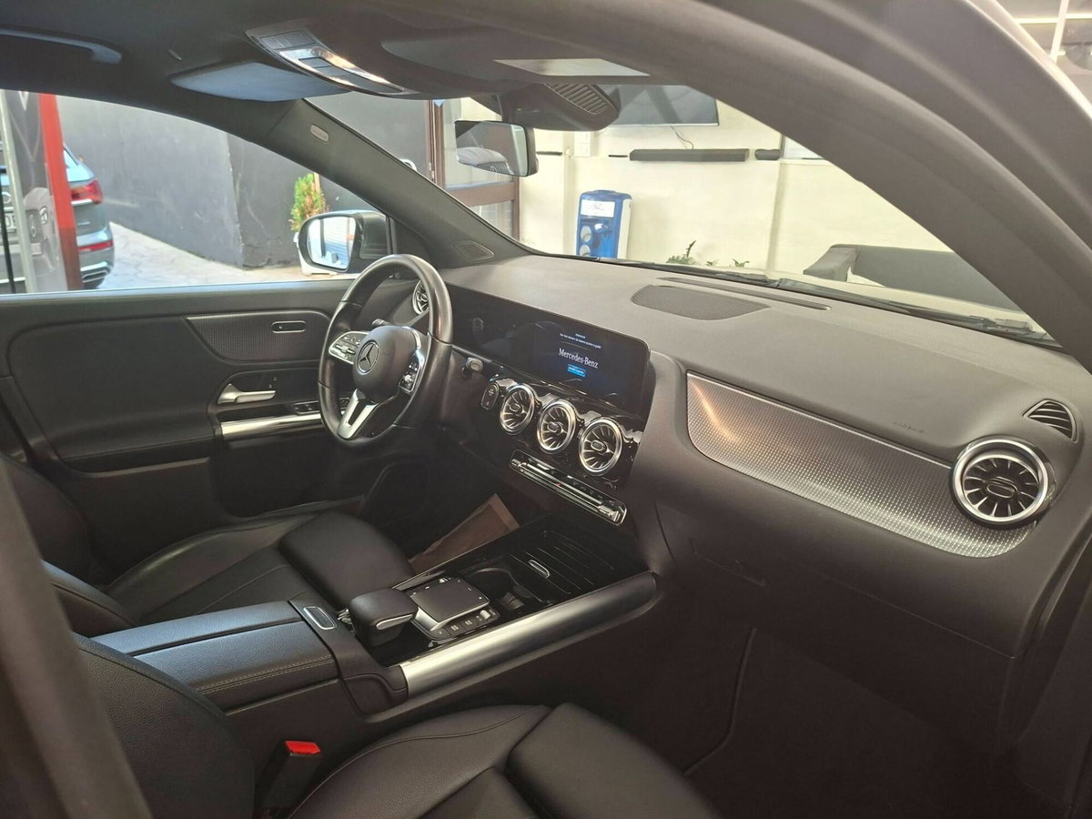 Mercedes-Benz GLA SUV 200 d Automatic Sport Plus (12)
