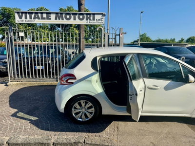 Peugeot 208 VTi 82 CV 5 porte Allure (10)