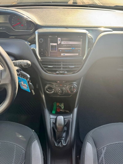 Peugeot 208 VTi 82 CV 5 porte Allure (12)