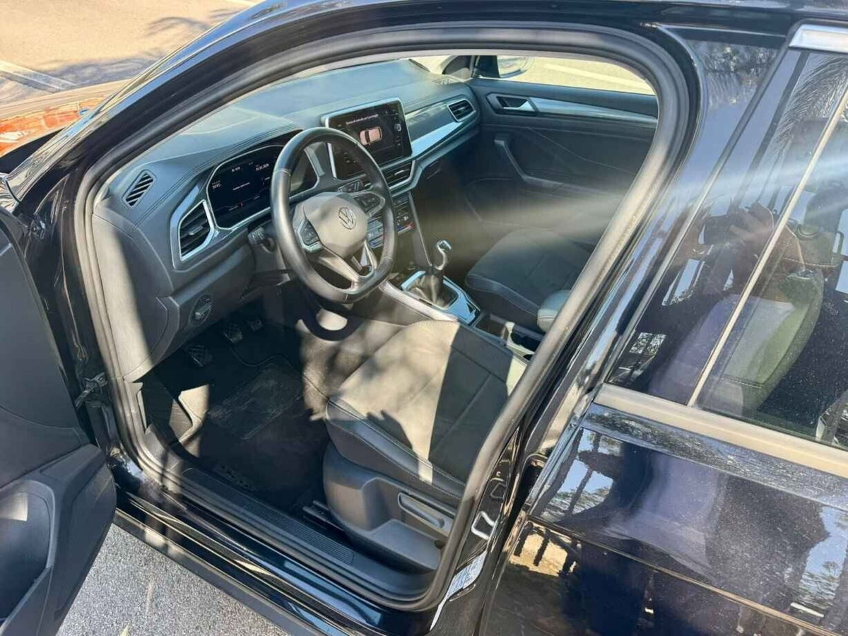 Volkswagen T-Roc 1.0 TSI Style (14)
