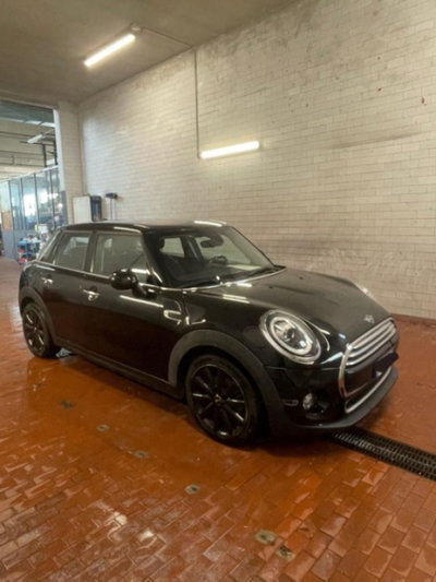 MINI Mini 1.5 Cooper D Boost 5 porte (11)