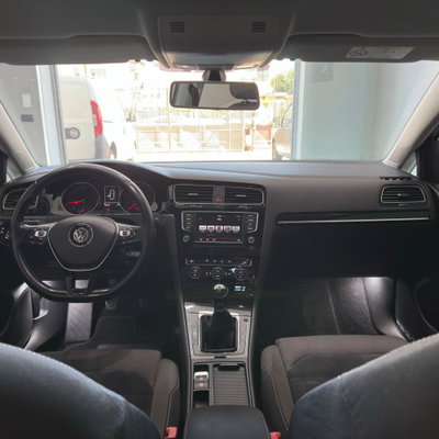 Volkswagen Golf 1.6 BlueTDI 110 CV 5p. Highline (11)