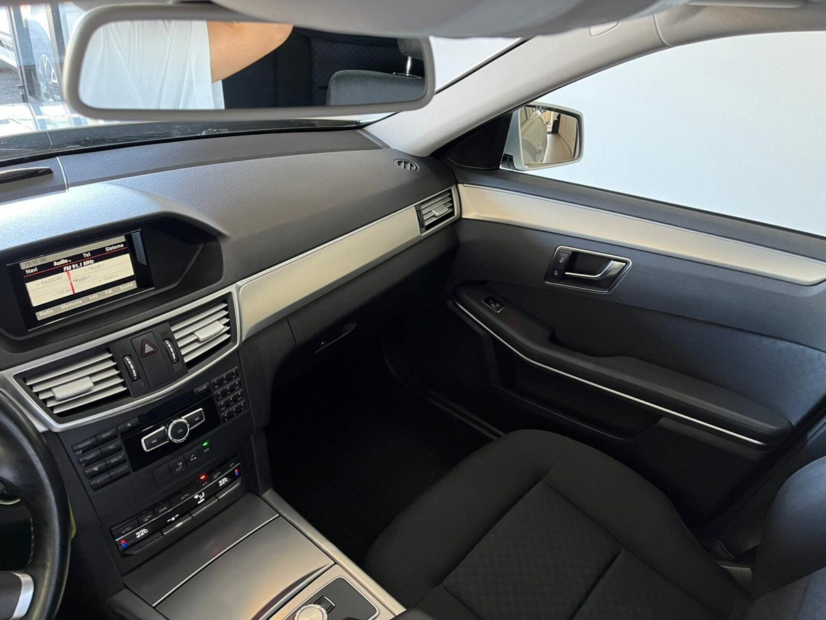 Mercedes-Benz Classe E Station Wagon 250 CDI Executive (11)