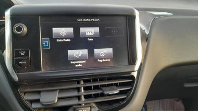 Peugeot 208 HDi 68 CV 5 porte Active (6)