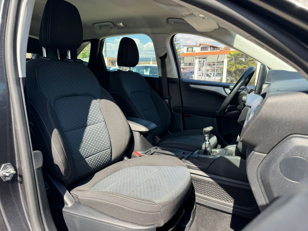 Ford Kuga 1.5 EcoBlue 120 CV 2WD ST-Line (10)