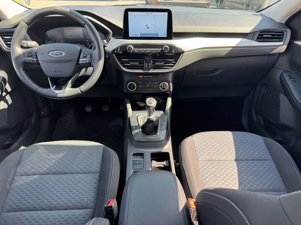 Ford Kuga 1.5 EcoBlue 120 CV 2WD ST-Line (12)