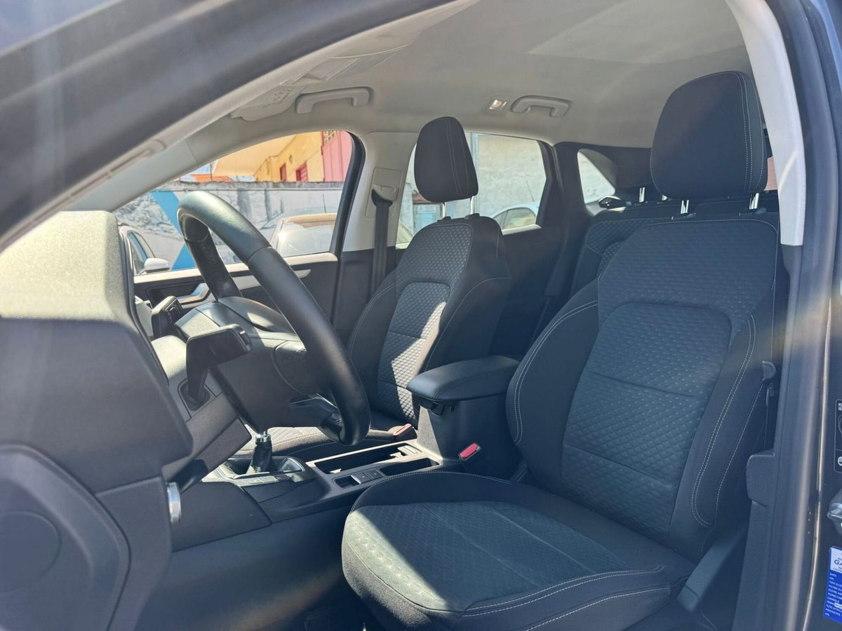 Ford Kuga 1.5 EcoBlue 120 CV 2WD ST-Line (6)