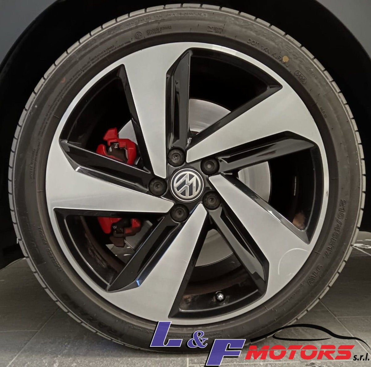 Volkswagen Polo 2.0 TSI DSG GTI BlueMotion Technology (16)