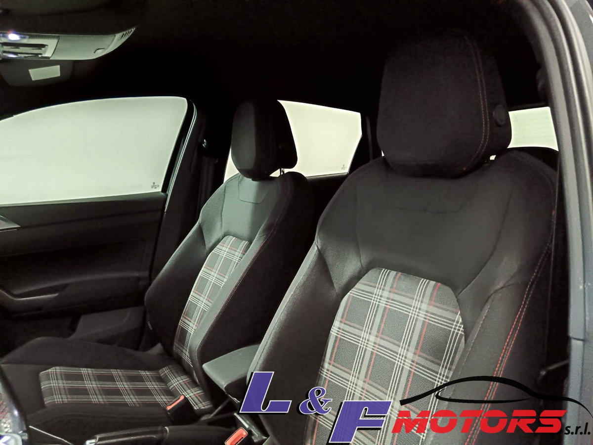 Volkswagen Polo 2.0 TSI DSG GTI BlueMotion Technology (17)