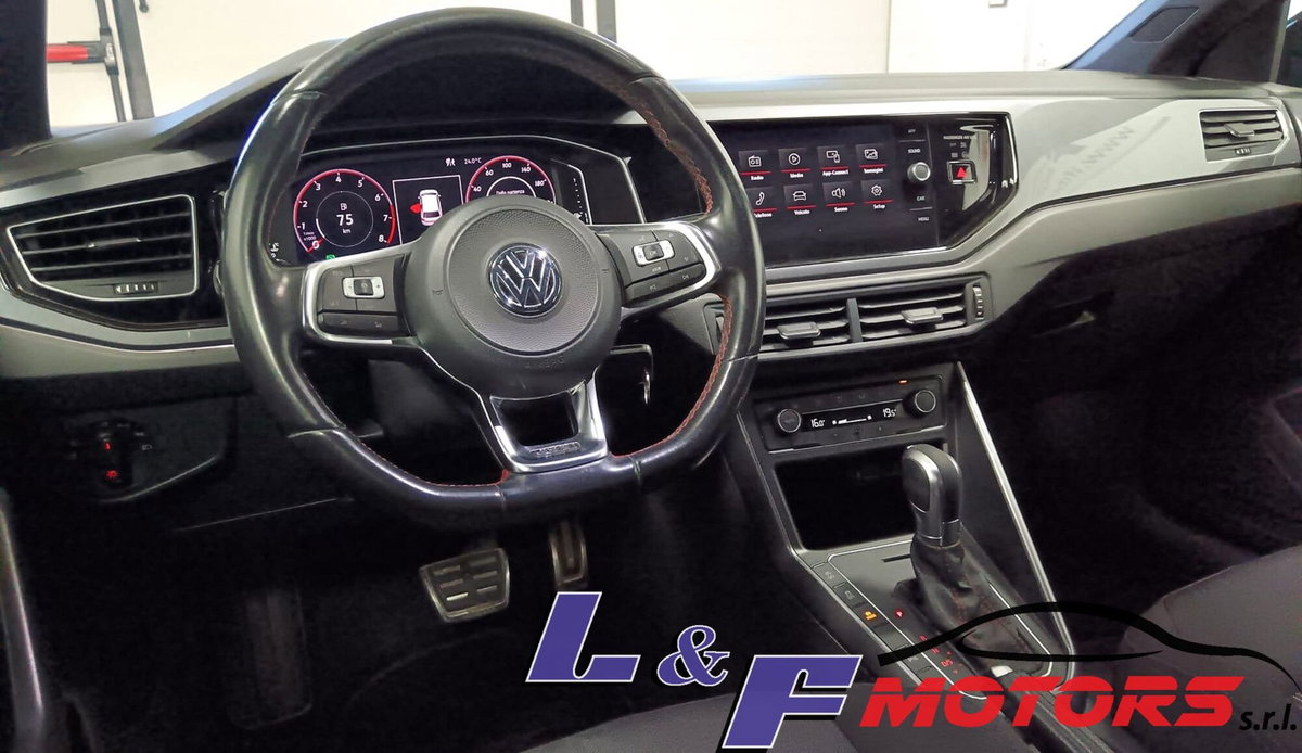 Volkswagen Polo 2.0 TSI DSG GTI BlueMotion Technology (9)
