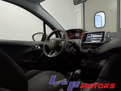 Peugeot 208 VTi 82 CV 5 porte Active (10)