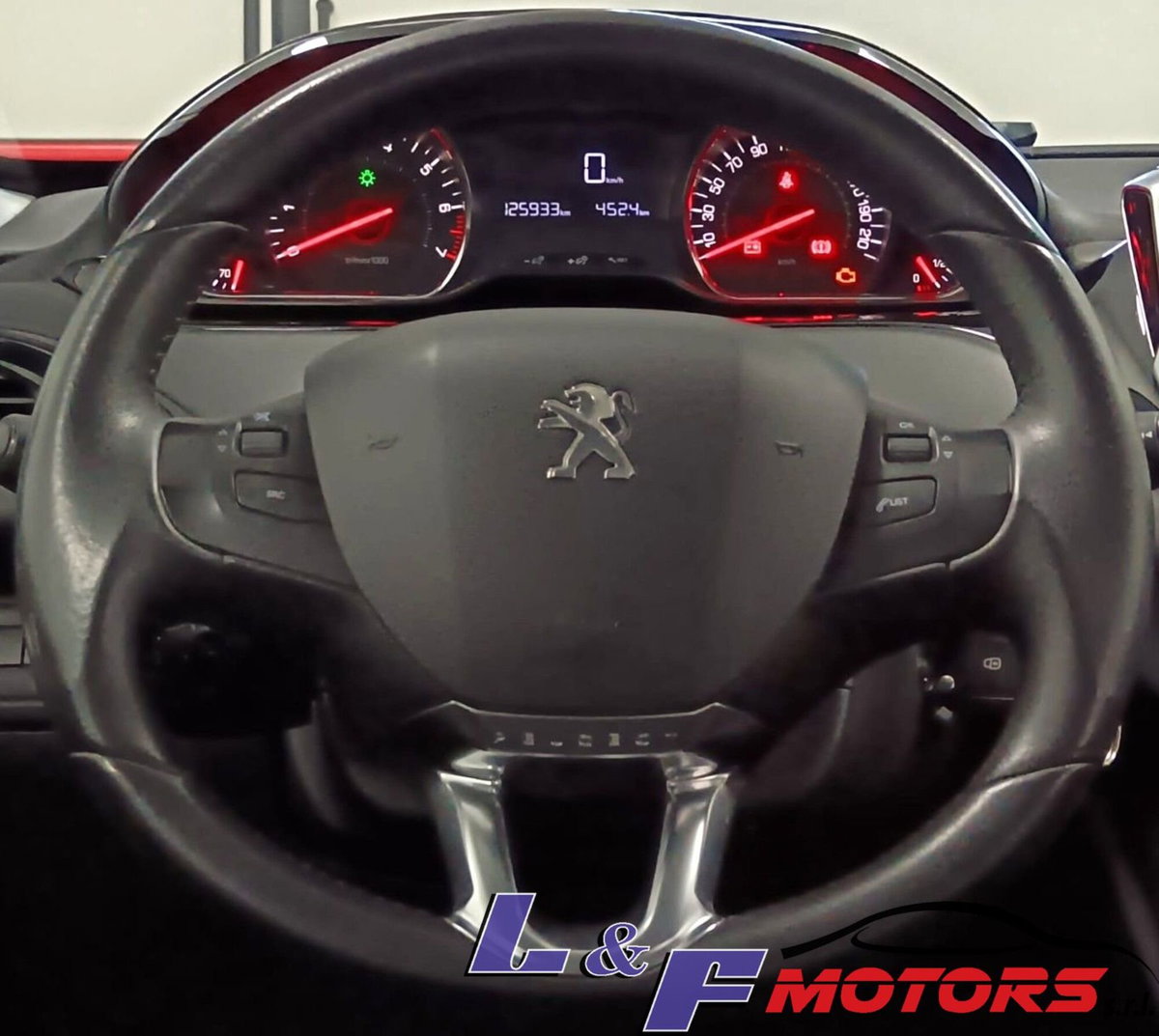 Peugeot 208 VTi 82 CV 5 porte Active (11)