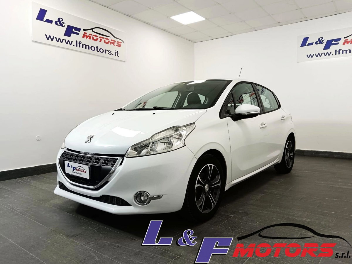 Peugeot 208 VTi 82 CV 5 porte Active (2)