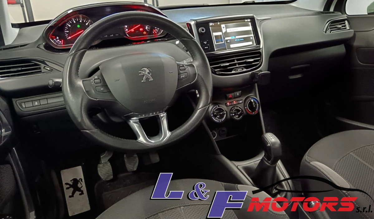 Peugeot 208 VTi 82 CV 5 porte Active (8)