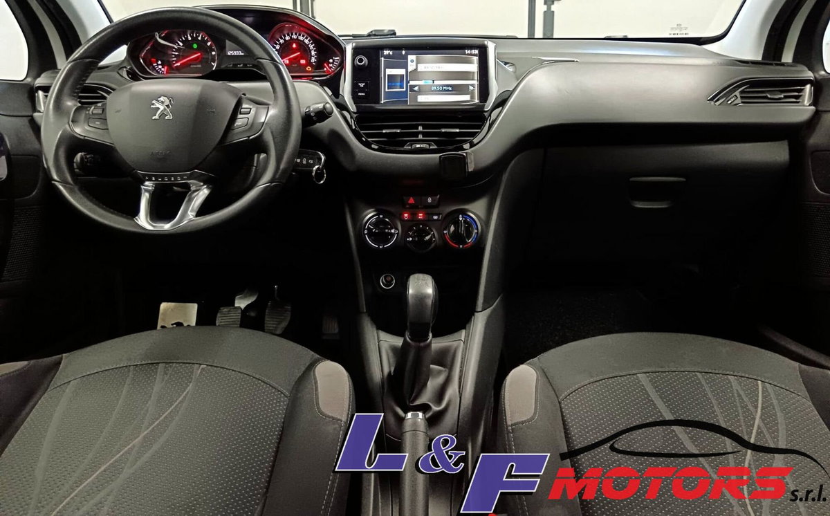 Peugeot 208 VTi 82 CV 5 porte Active (9)