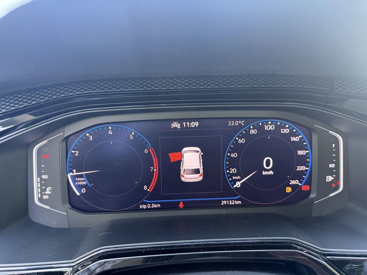 Volkswagen Polo 1.0 tsi Life 95cv (13)
