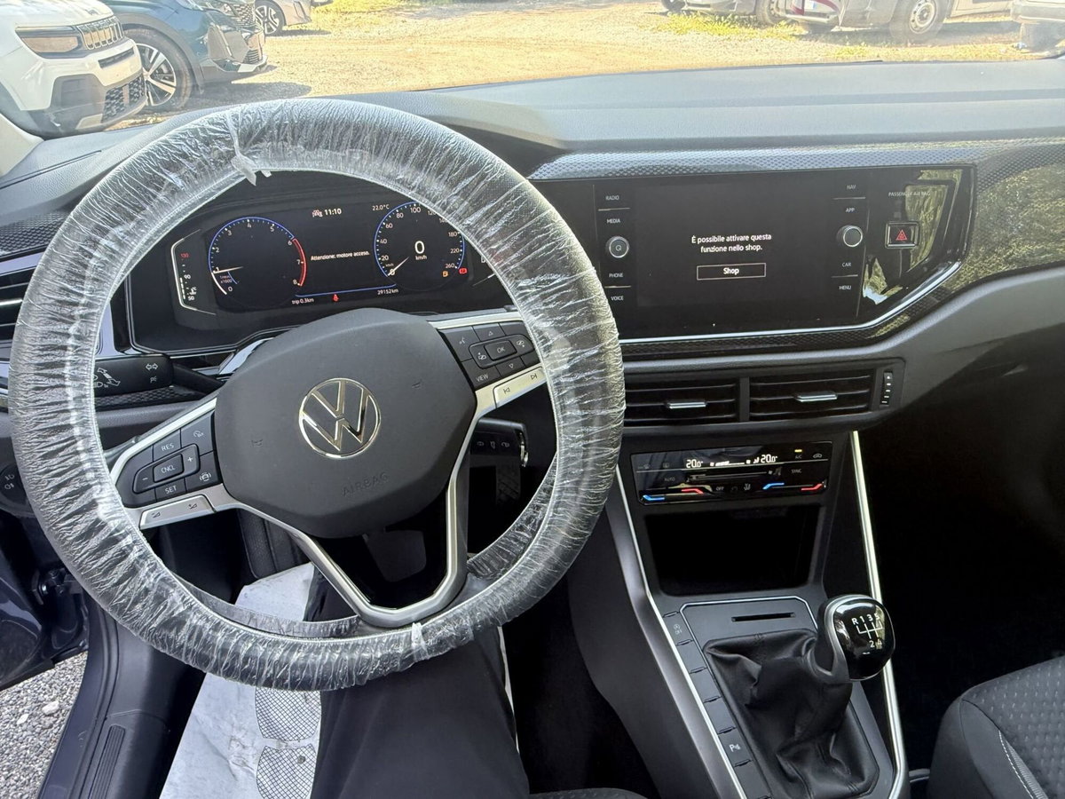 Volkswagen Polo 1.0 tsi Life 95cv (14)