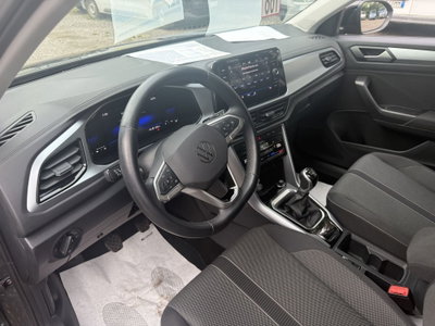 Volkswagen T-Roc 1.0 tsi Edition 110cv (9)