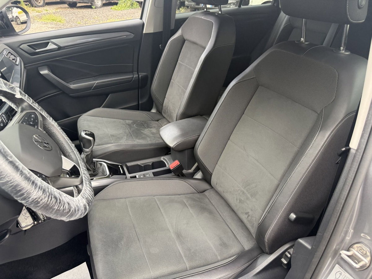 Volkswagen T-Roc 1.0 TSI Style (11)