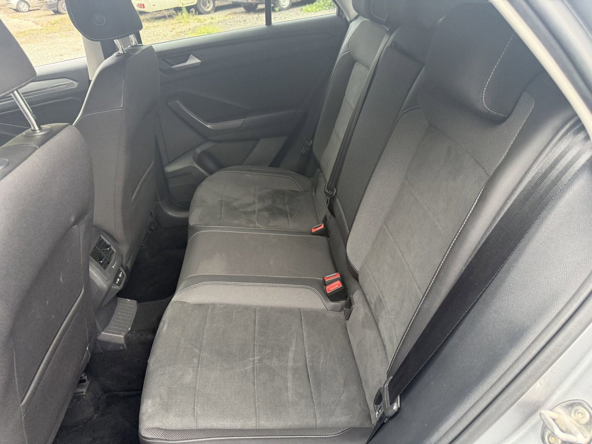 Volkswagen T-Roc 1.0 TSI Style (15)