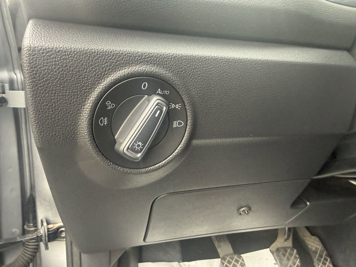 Volkswagen T-Roc 1.0 TSI Style (18)