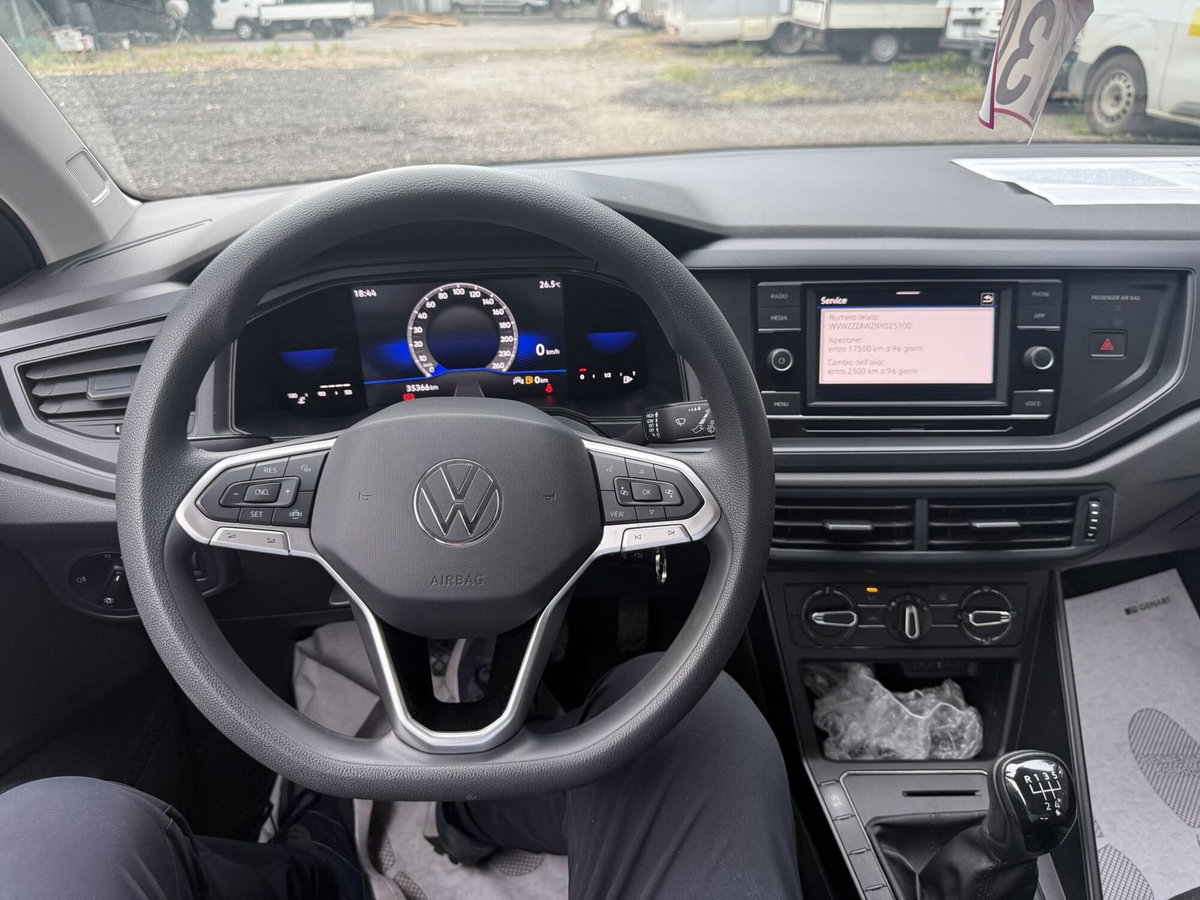 Volkswagen Polo 1.0 EVO (12)