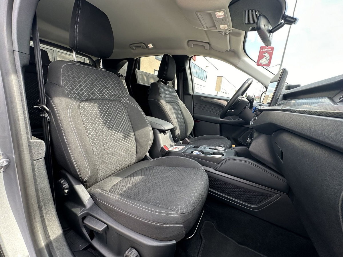 Ford Kuga 2.5 Full Hybrid 190 CV CVT 2WD ST-Line Design (12)