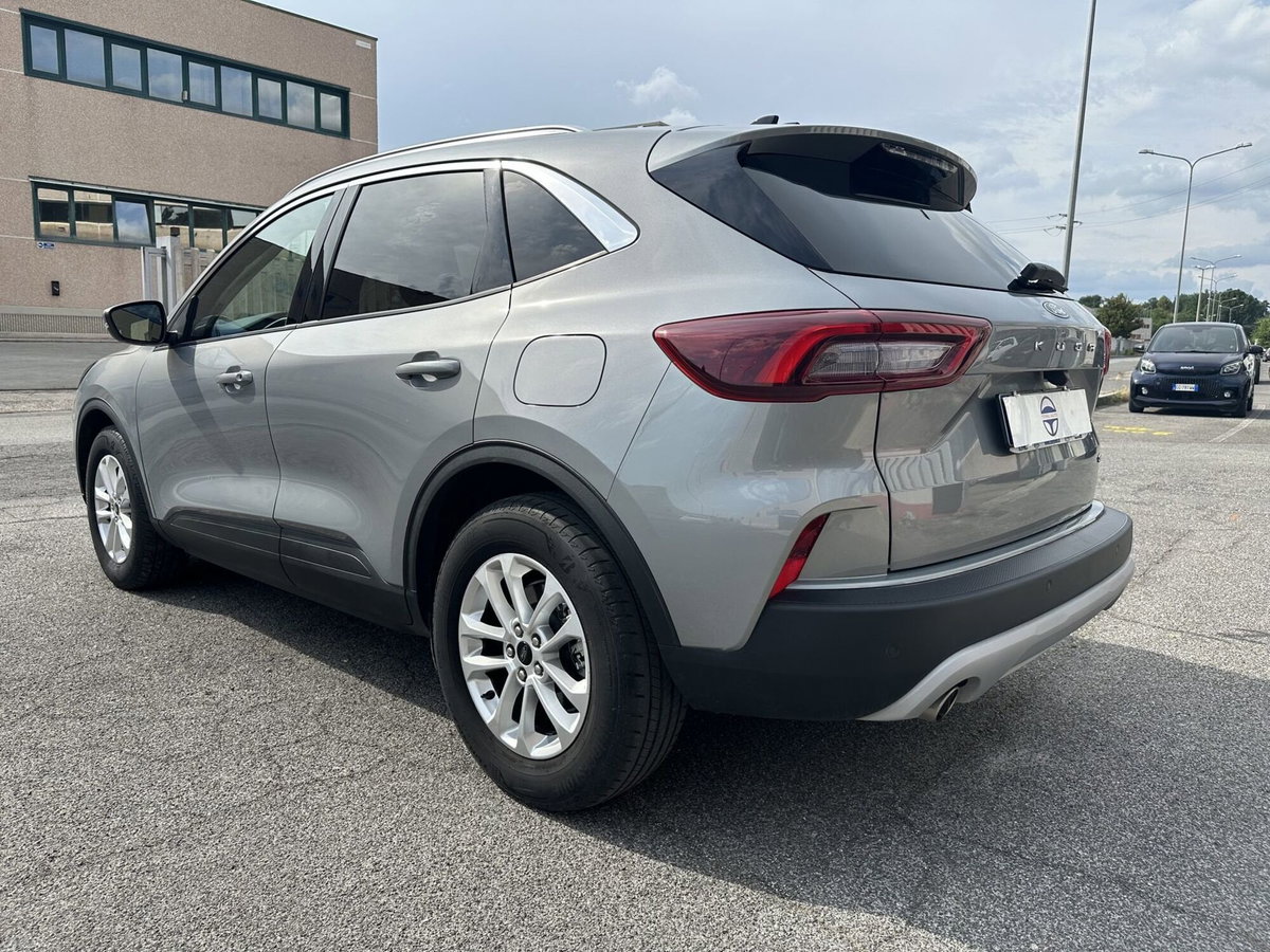 Ford Kuga 2.5 Full Hybrid 190 CV CVT 2WD ST-Line Design (4)
