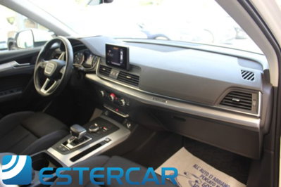 Audi Q5 40 TDI quattro S tronic Business Sport (17)