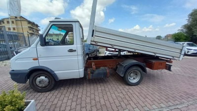 Iveco Daily Telaio 35.10 2.8 TD PC Cabinato Basic (7)
