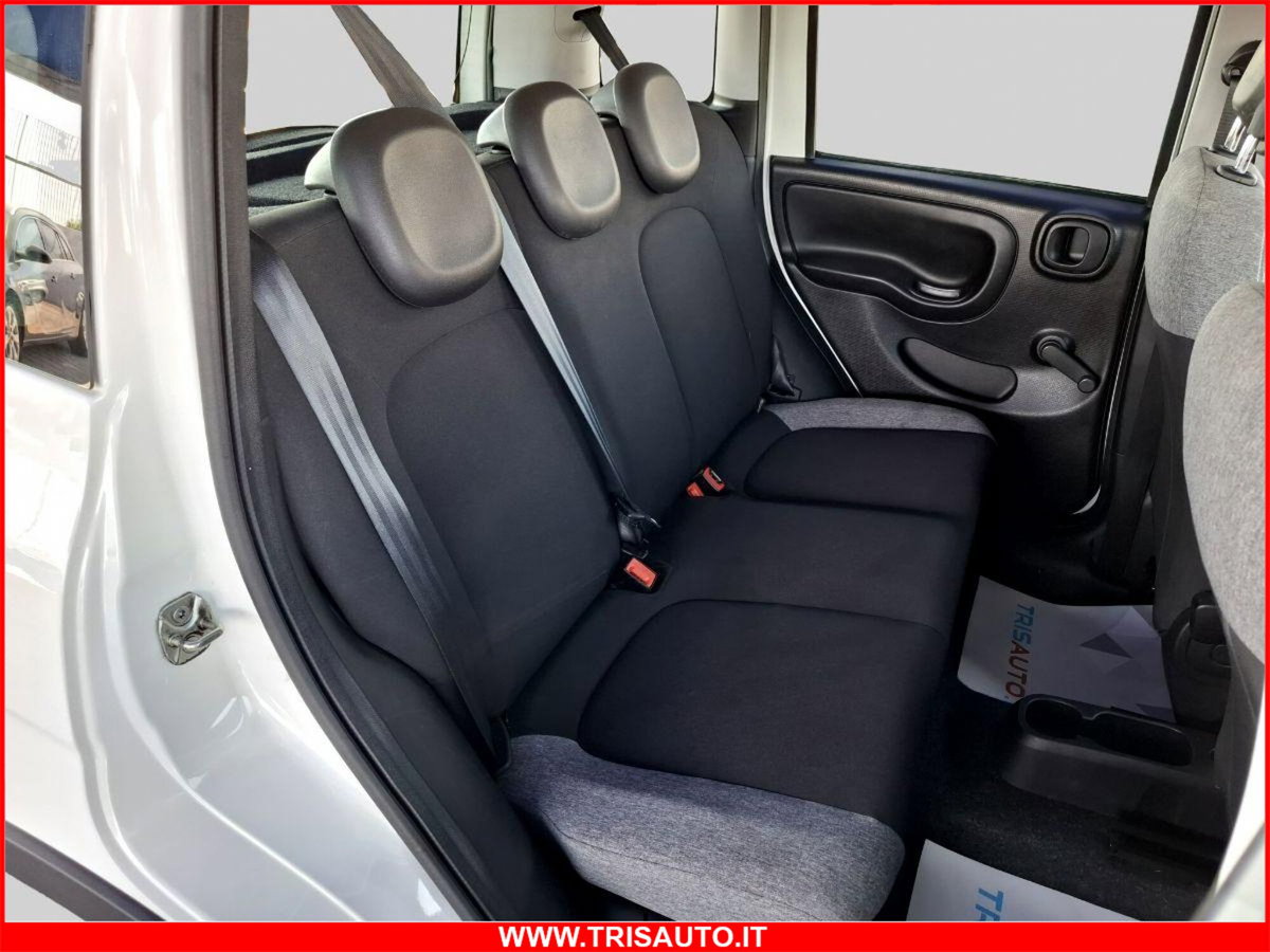 Fiat Panda 1.0 FireFly S&S Hybrid City Cross (10)