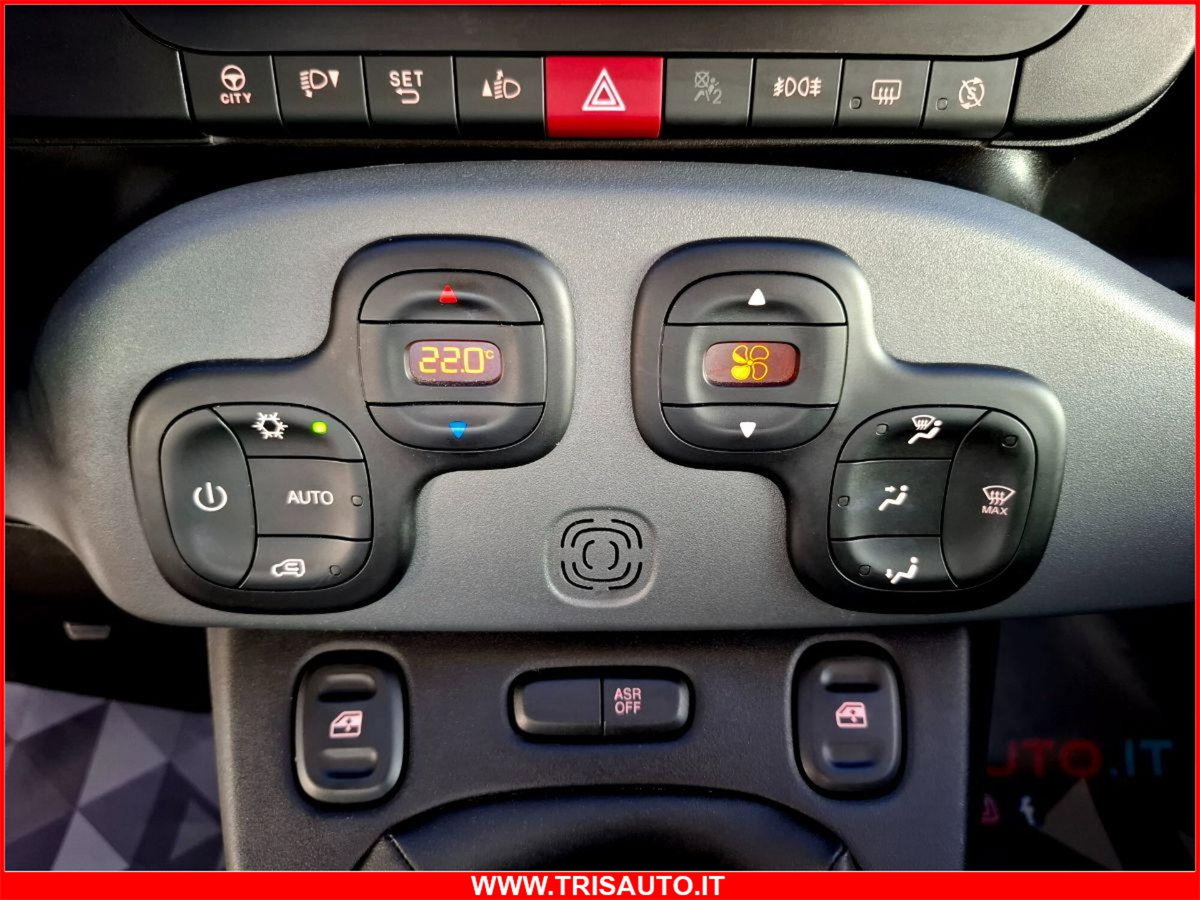 Fiat Panda 1.0 FireFly S&S Hybrid City Cross (14)