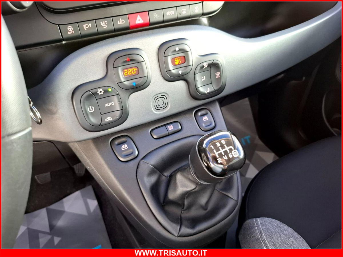 Fiat Panda 1.0 FireFly S&S Hybrid City Cross (15)