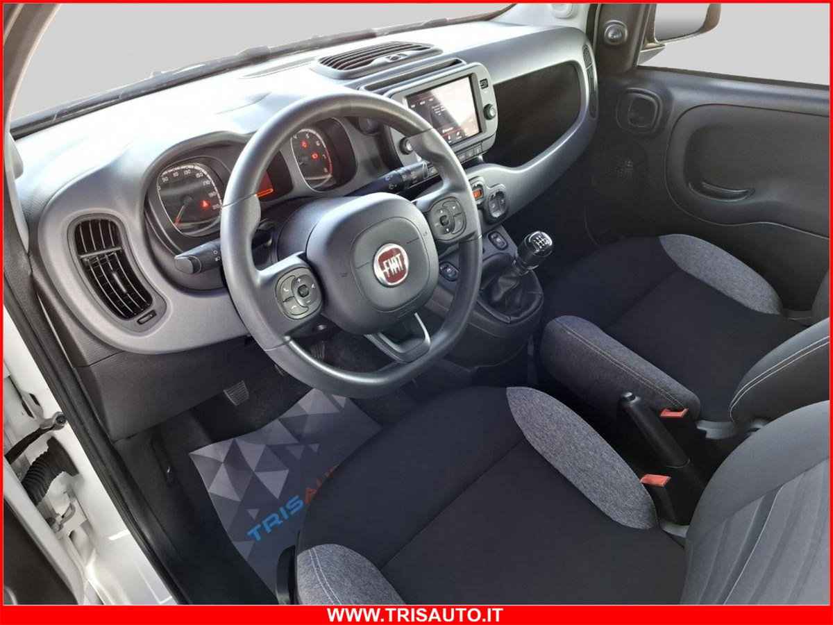 Fiat Panda 1.0 FireFly S&S Hybrid City Cross (5)