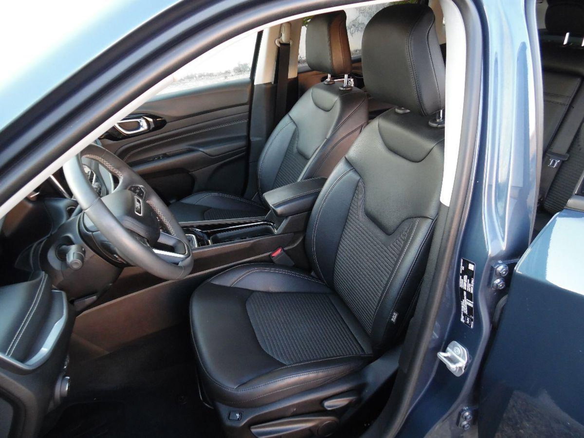 Jeep Compass 1.6 Multijet II 2WD Limited (14)
