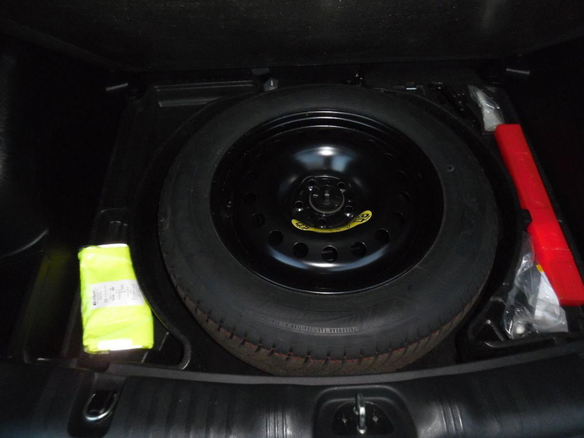 Jeep Compass 1.6 Multijet II 2WD Limited (17)