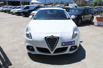 Alfa Romeo Giulietta 2.0 JTDm-2 Distinctive 170cv (2)