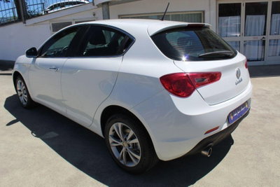 Alfa Romeo Giulietta 2.0 JTDm-2 Distinctive 170cv (6)