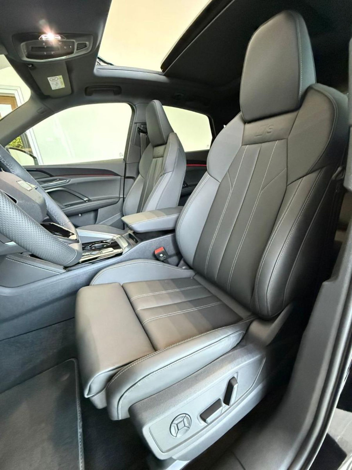 Audi Q5 2.0 tfsi mhev+ Business 204cv s-tronic (14)