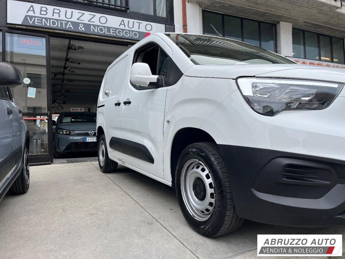 Opel Combo Furgone Cargo 1.5 Diesel PC 650kg (3)