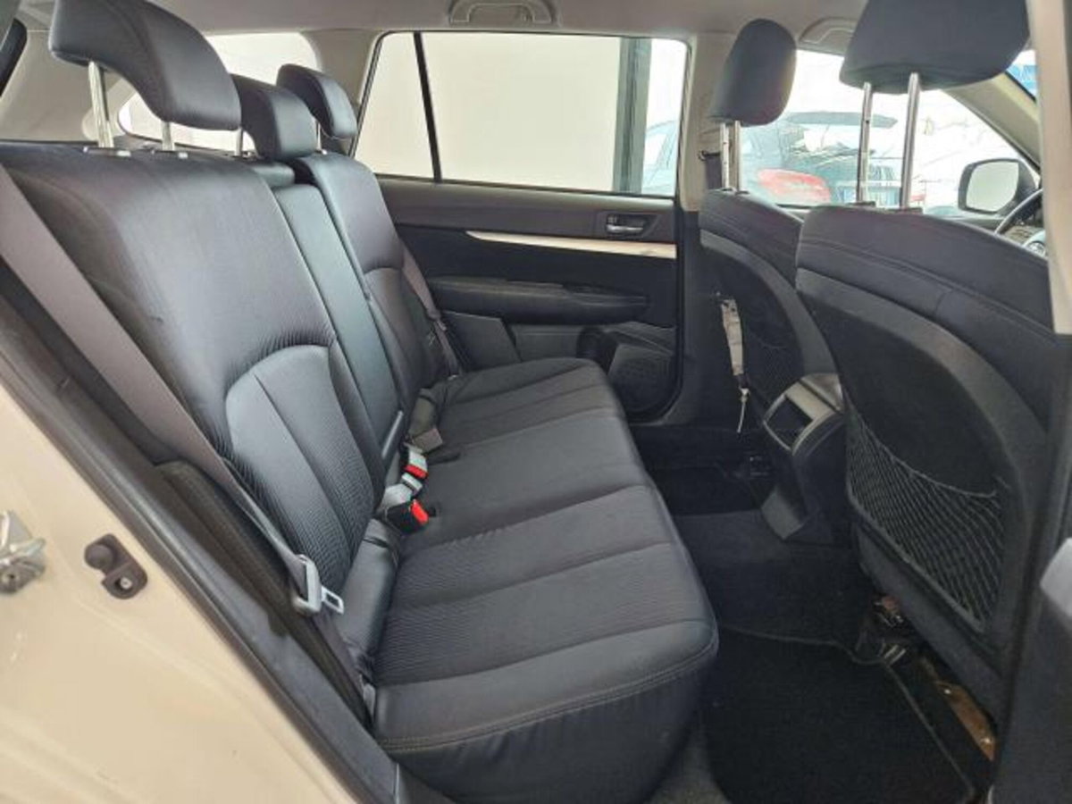 Subaru Legacy Station Wagon 2.0D SW Comfort (13)