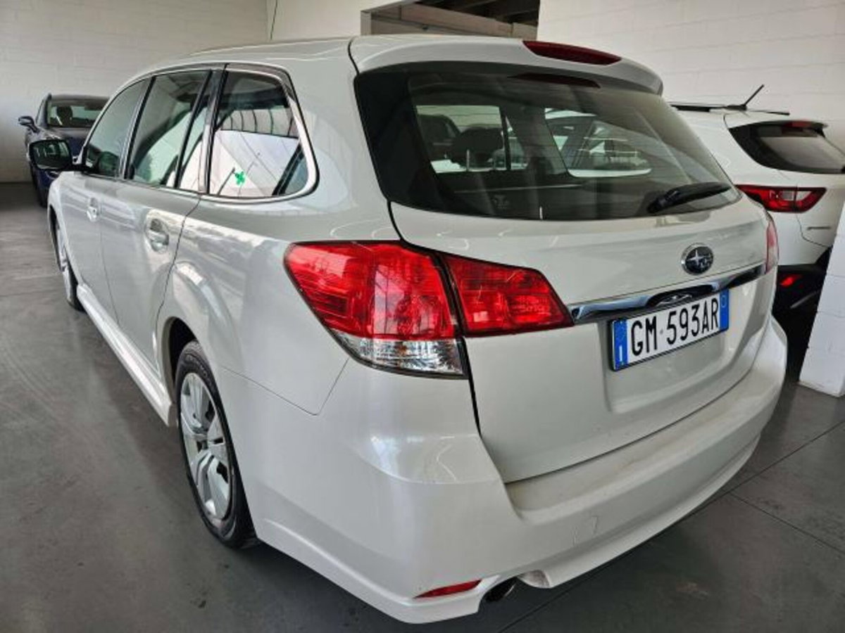 Subaru Legacy Station Wagon 2.0D SW Comfort (4)