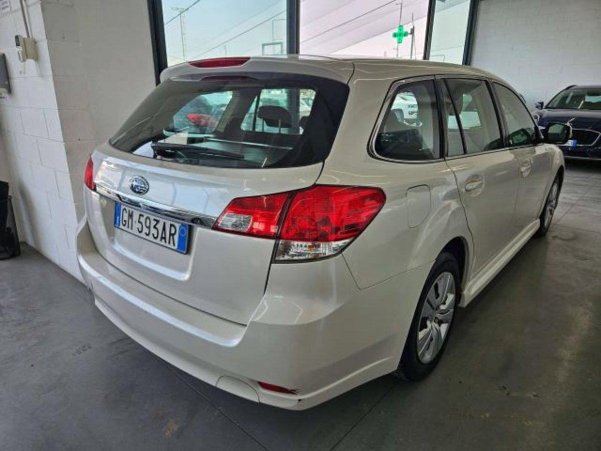 Subaru Legacy Station Wagon 2.0D SW Comfort (6)