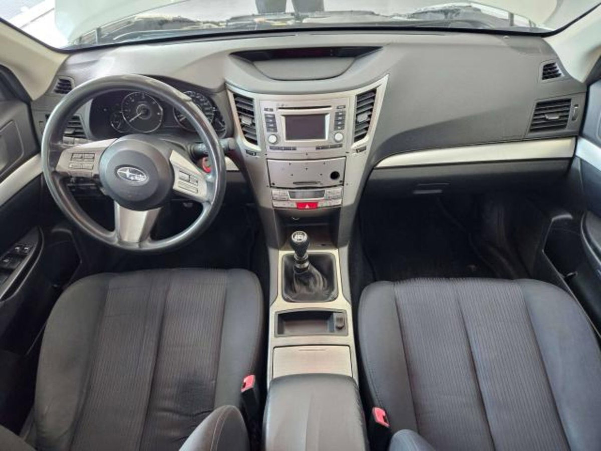 Subaru Legacy Station Wagon 2.0D SW Comfort (8)