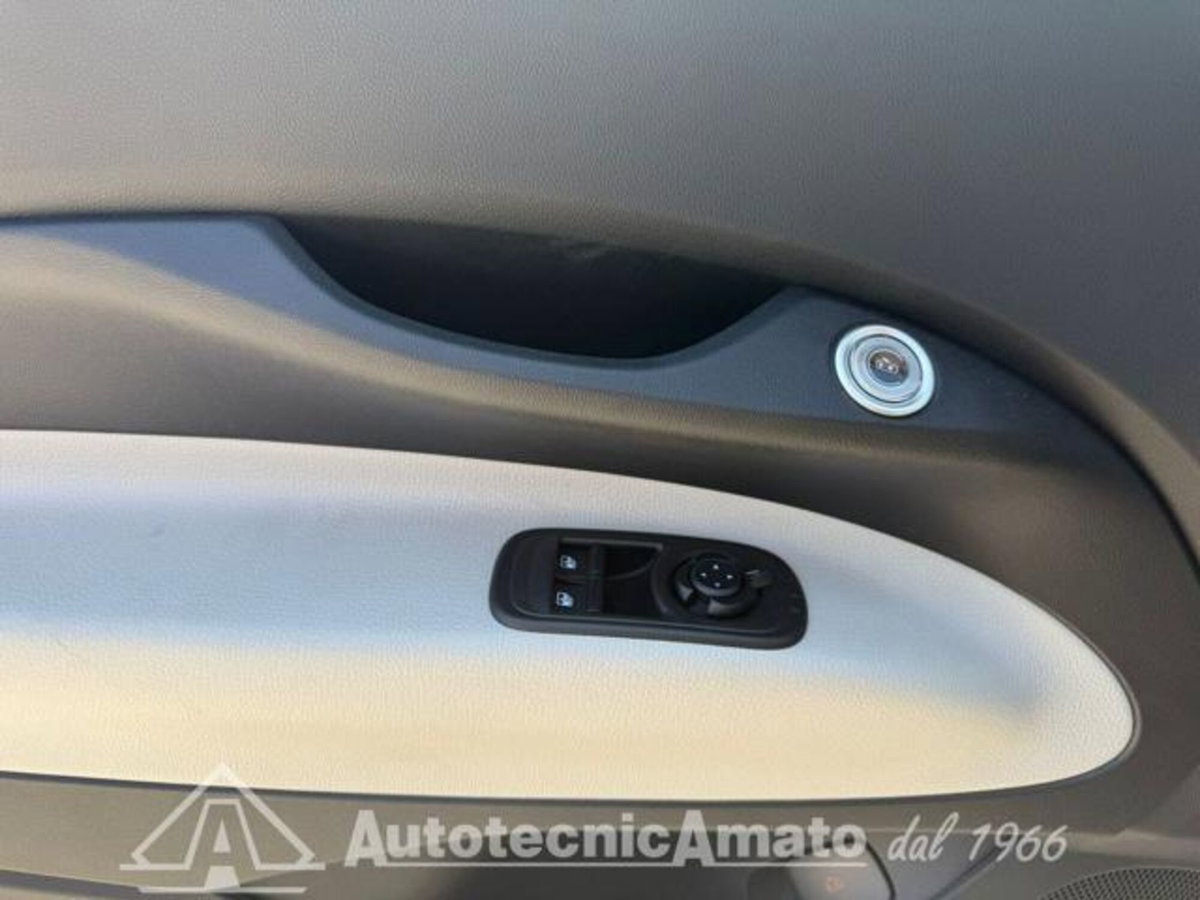 Fiat 500 1.0 hybrid La Prima (7)