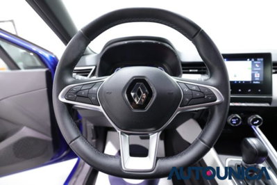 Renault Clio Full Hybrid E-Tech 145 CV 5 porte Techno (7)